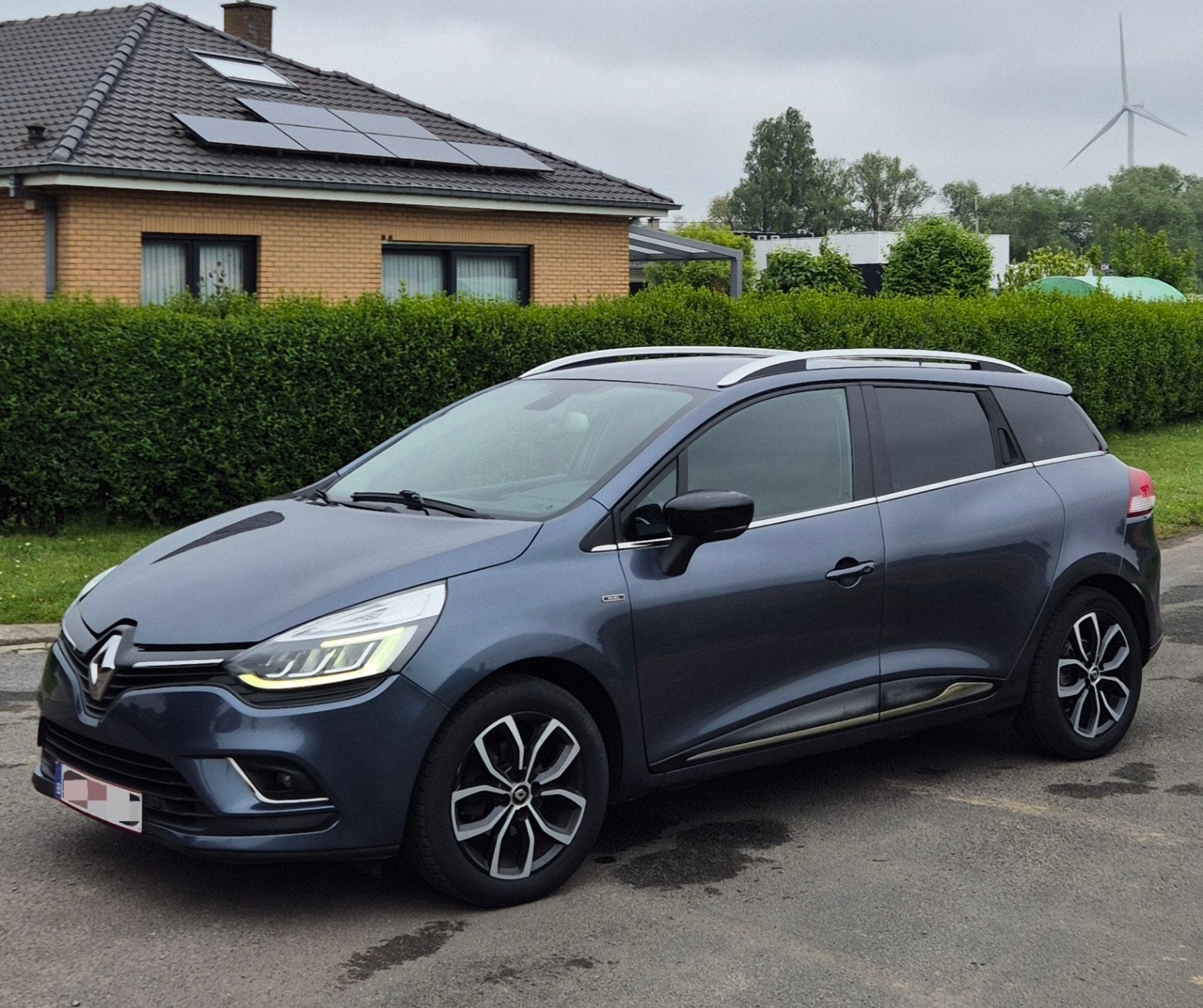Renault Clio 4 Grandtour 2018 1.2i 16v Super bien équipé, Cuir, Argent ou Gris, Achat, Euro 6