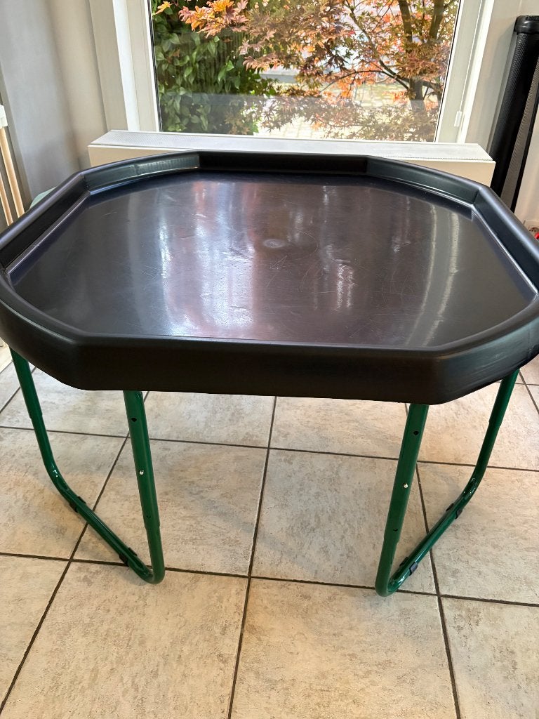 Tuff tray, Ophalen, Zo goed als nieuw, Ontdekken
