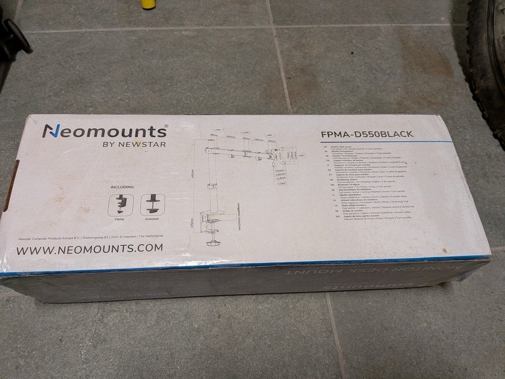 1x Neomounts FPMA-D550BLACK monitor bureaubeugel, Computers en Software, Monitoren, Zo goed als nieuw, In hoogte verstelbaar, Ophalen