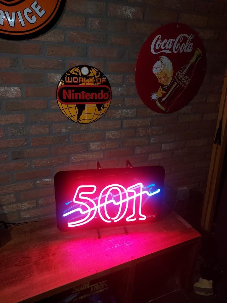 501 neon reclame, Verzamelen, Merken en Reclamevoorwerpen, Ophalen