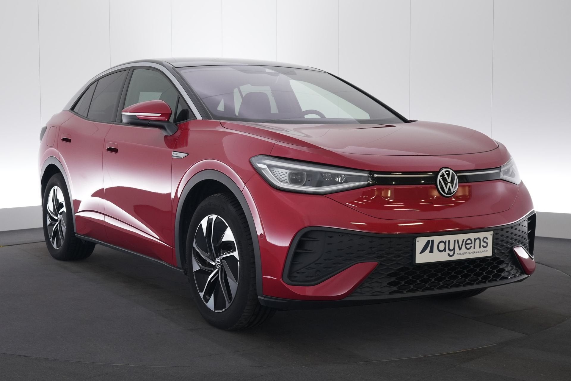 (2DQK498) VOLKSWAGEN ID.5, Rouge, Achat, ID.5, Entreprise