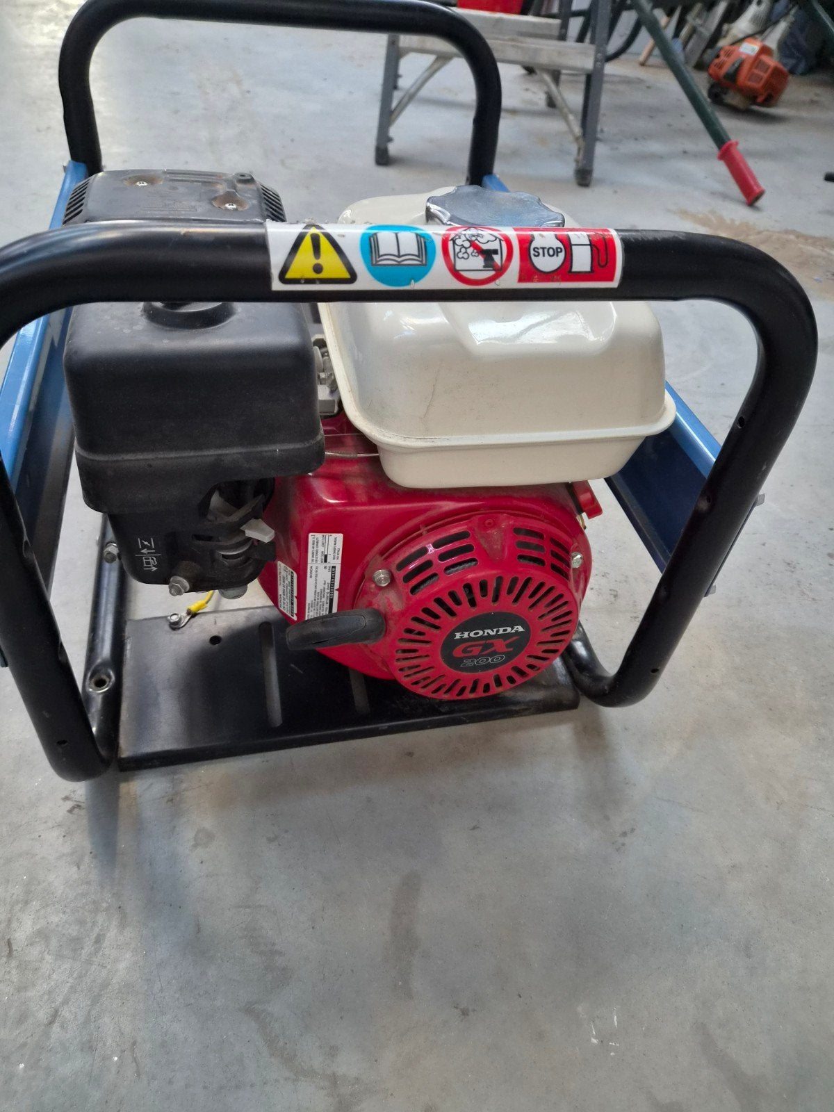 stroomgenerator sdmo hx 3000, Ophalen