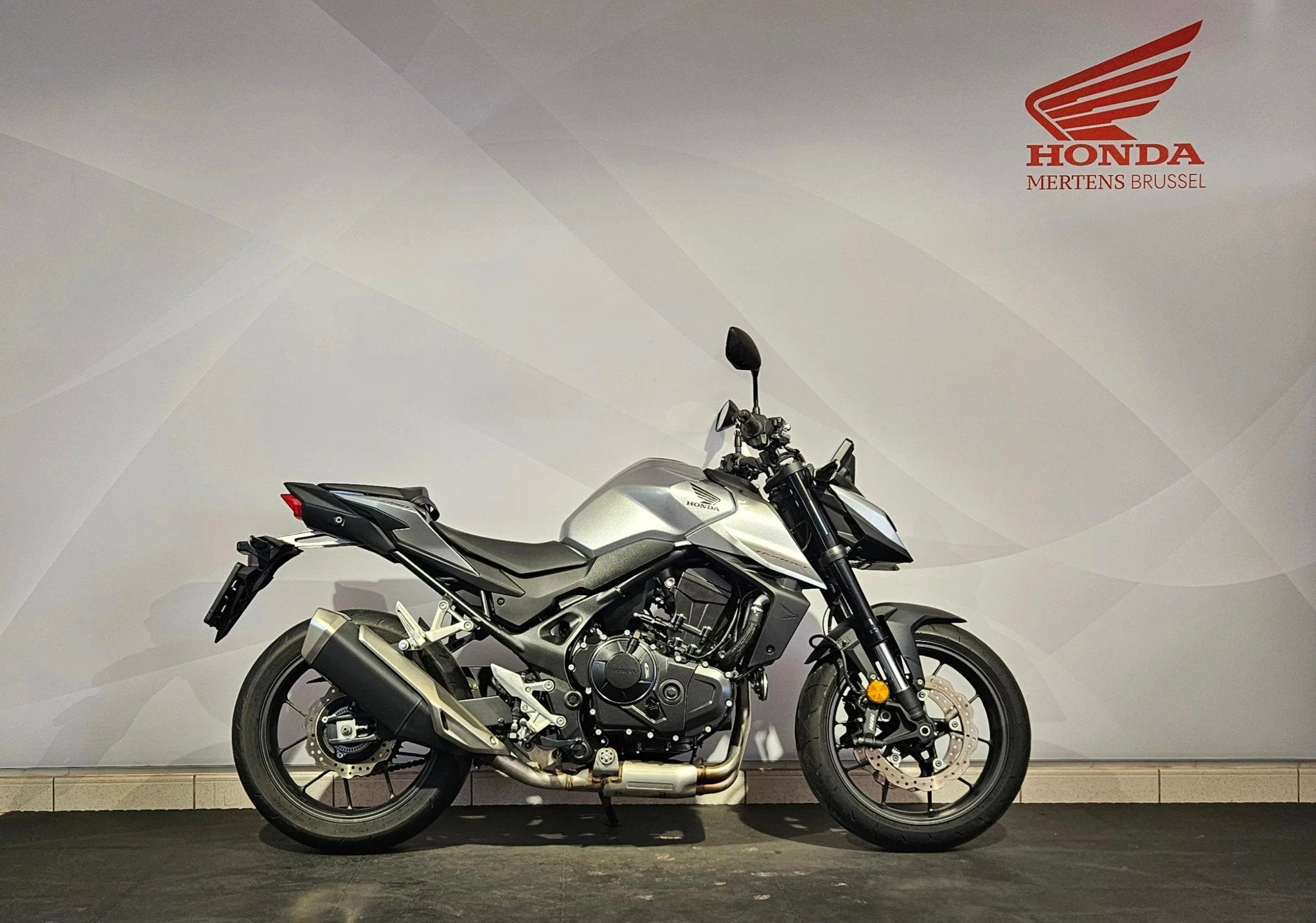 Honda CB750 Hornet (bj 2025), Motoren, Motoren | Honda, Bedrijf, Overig, 755 cc, 12 t/m 35 kW