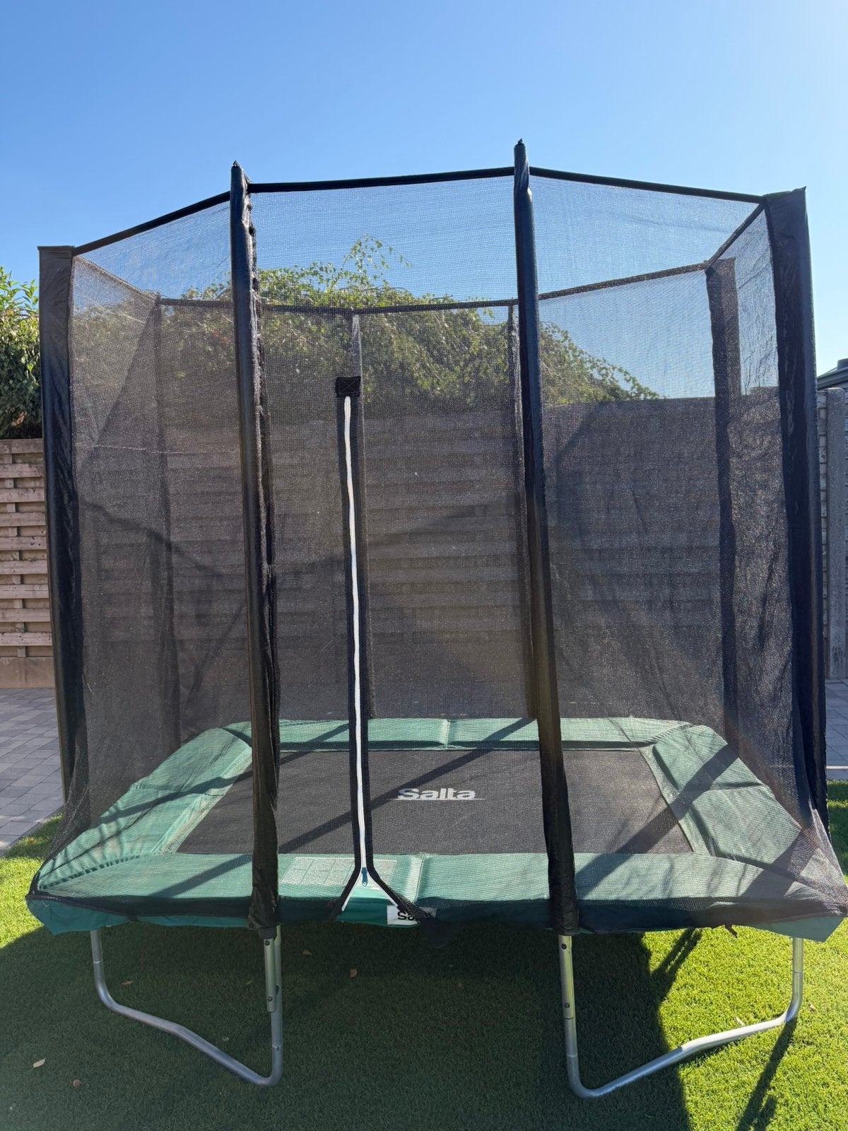 Trampoline Salta . Enkel deze zomer gebruikt., Ophalen, Zo goed als nieuw