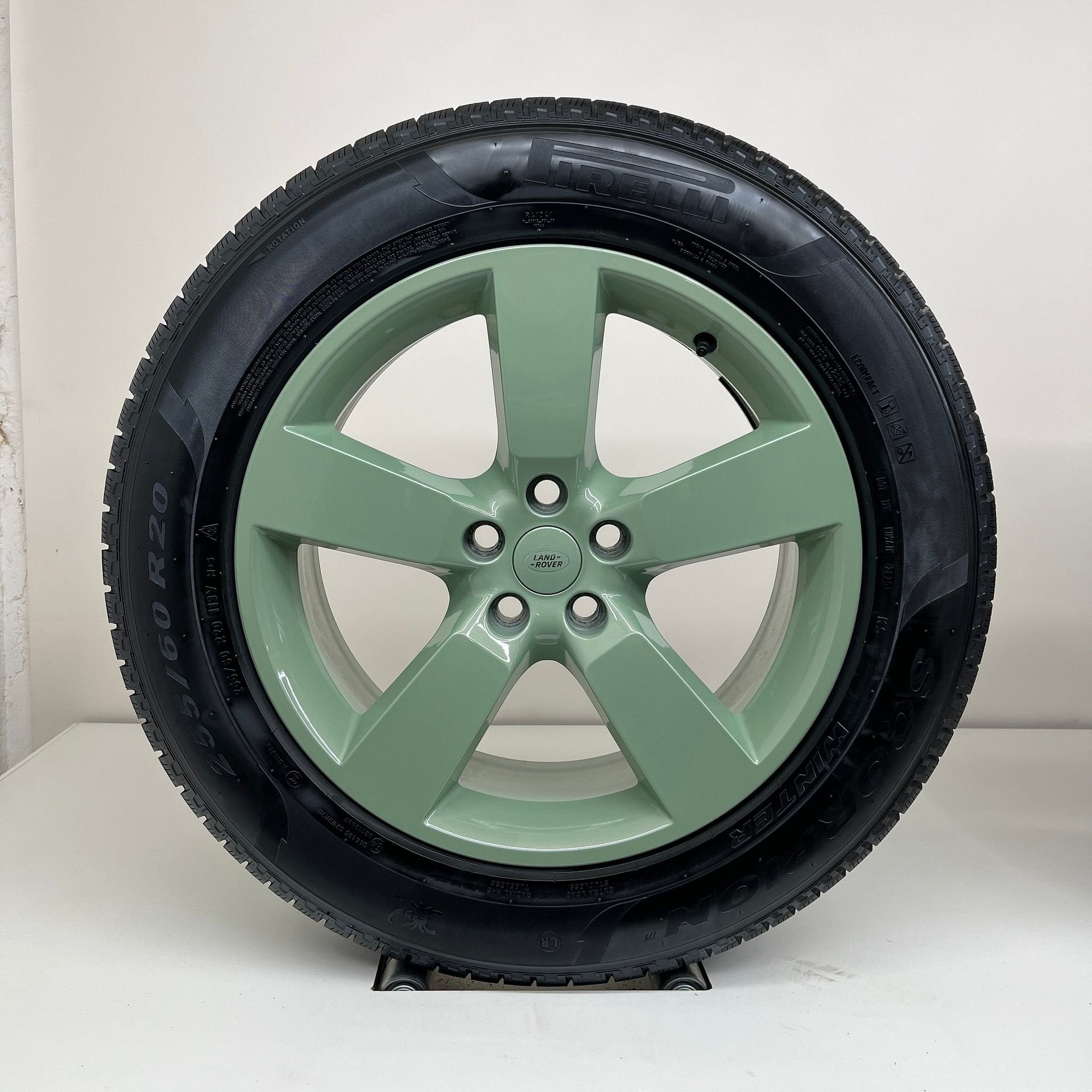 Land Rover Defender - 20 inch - zomerbanden, Gebruikt, 255 mm, Banden en Velgen, Ophalen of Verzenden