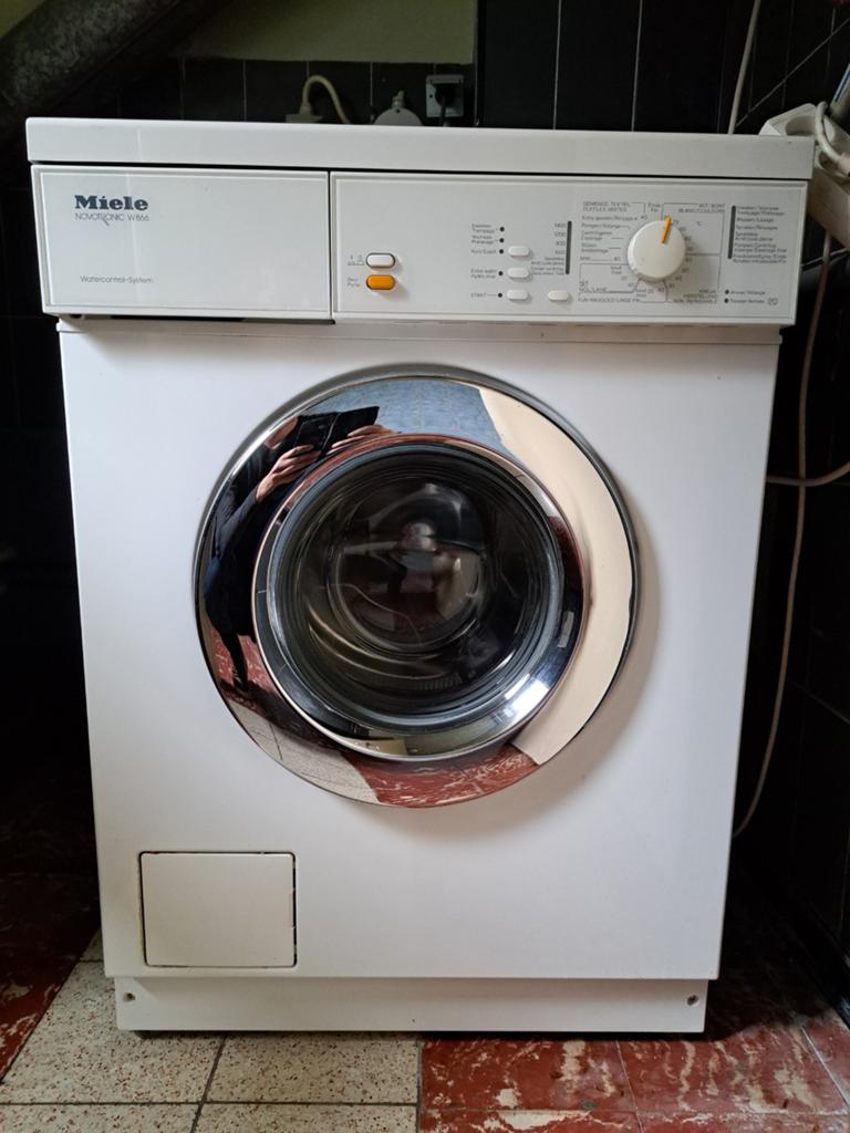 Miele Wasmachine, Elektronische apparatuur, Wasmachines, Ophalen, Voorlader
