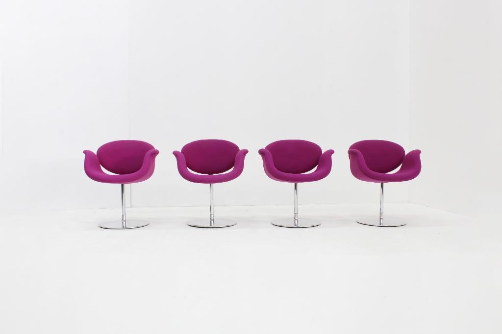 Set van 4 Artifort Little Tulip stoelen Pierre Paulin, Huis en Inrichting, Design, Zo goed als nieuw, Stof, 50 tot 75 cm