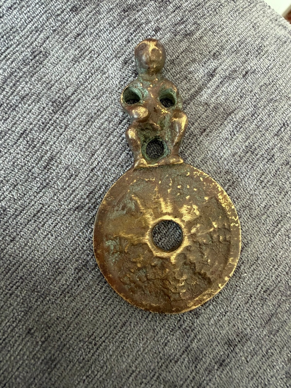 Chinees bronzen amulet antiek, Enlèvement, Comme neuf