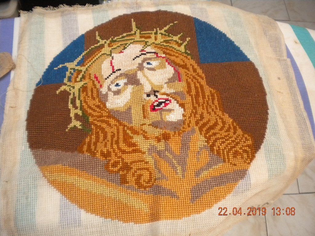Doek met kruisjessteek (JEZUS) + (MARIA), Ophalen