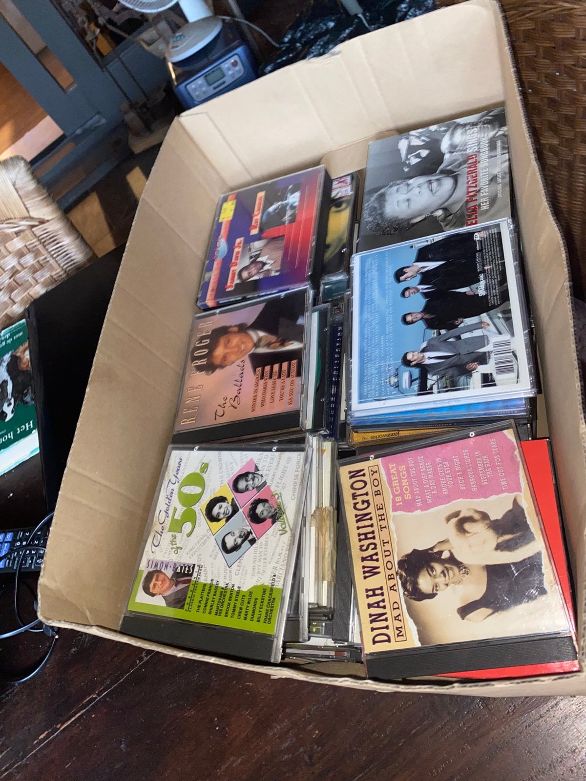 Doos met cd, Cd's en Dvd's, Ophalen, Zo goed als nieuw