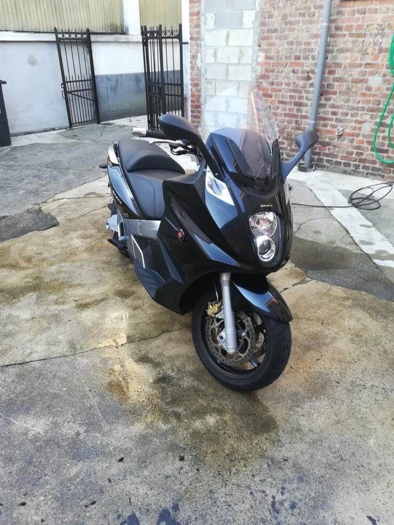 Gilera gp800, Particulier