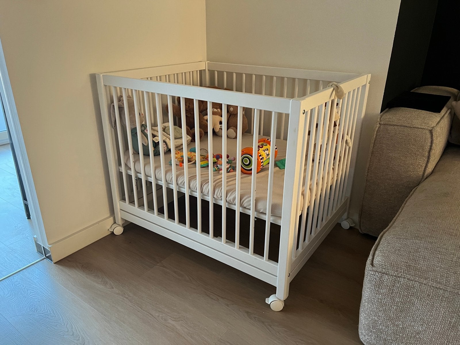 Babypark 100x80 op wieltjes, Kinderen en Baby's, Ophalen, Zo goed als nieuw, Rechthoekig, In hoogte verstelbaar