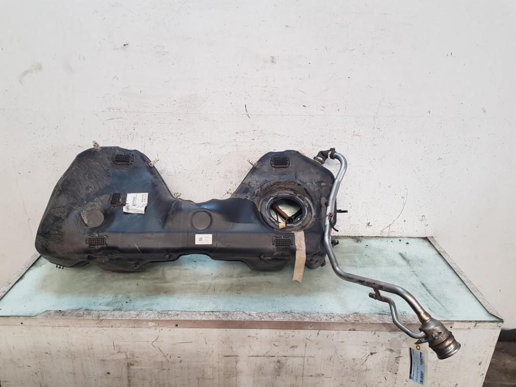 TANK Giulia (952) (|0050542804E|50542804|50562039|), Auto-onderdelen, Gebruikt, Alfa Romeo