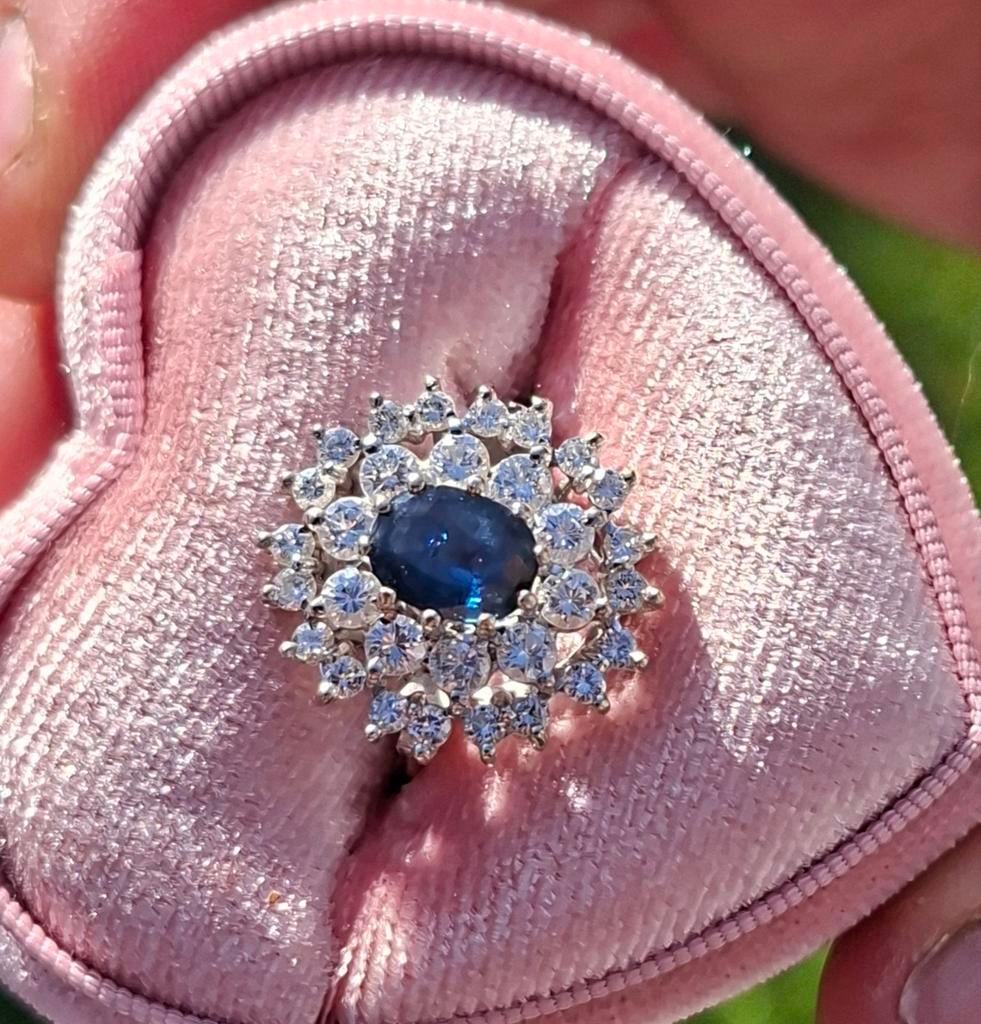 Erfenis 18k witgoude ring, Antiek en Kunst, Ophalen, Goud