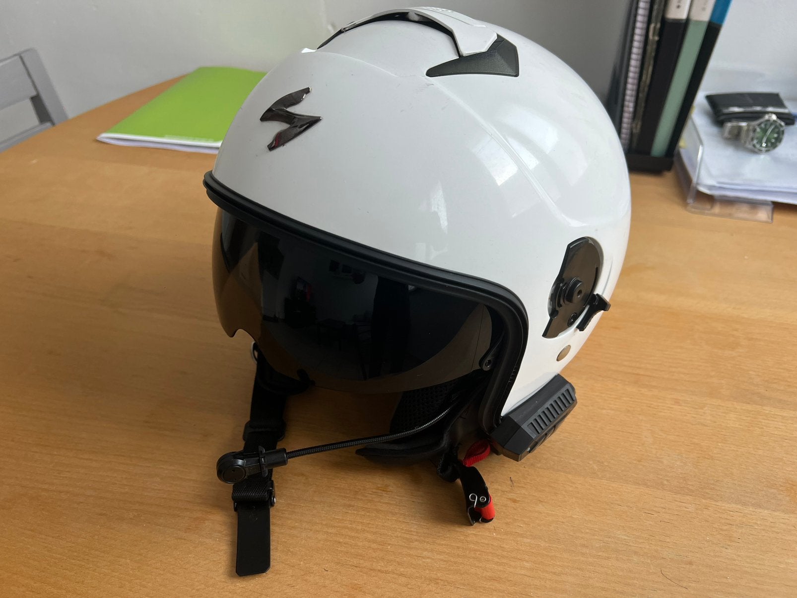 Casque moto blanc + Bluetooth + micro, Enlèvement, Utilisé, Medium