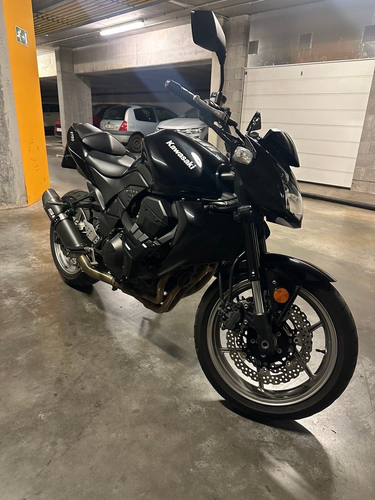 Kawasaki z750 2011, Motoren, 4 cilinders, Motorrijbewijs A, Particulier, Meer dan 35 kW