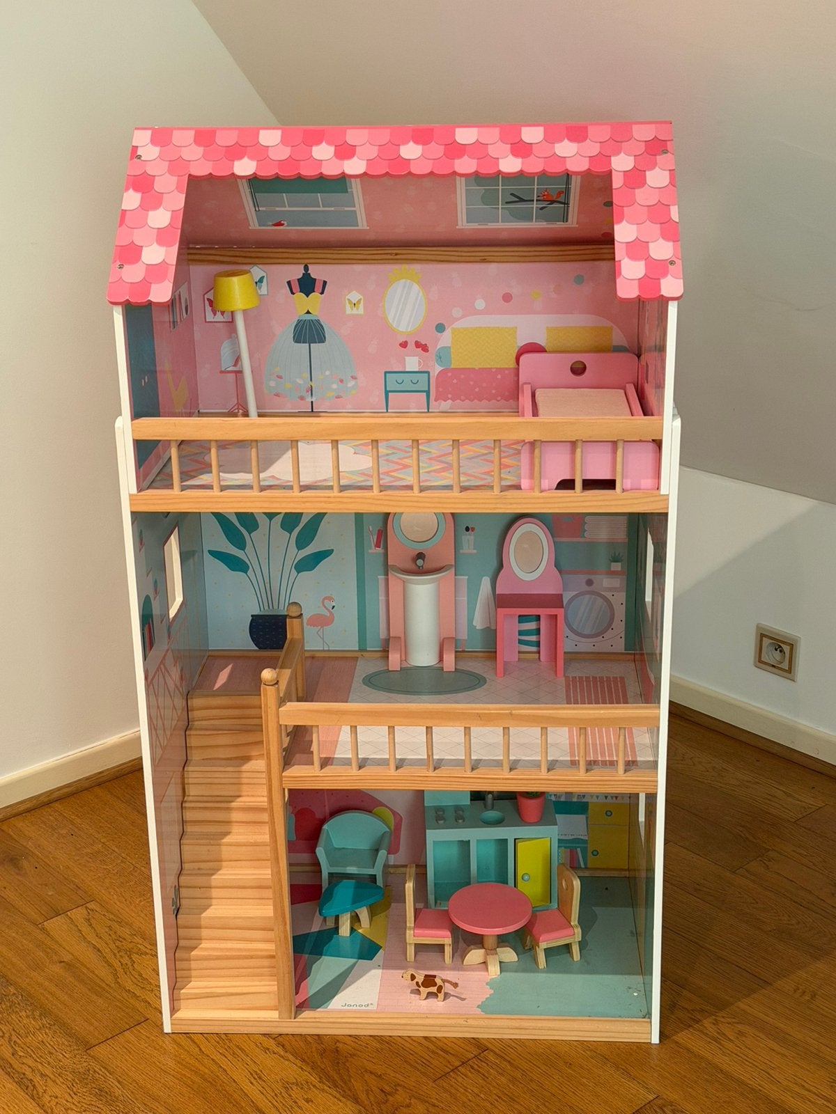 Janod - Houten poppenhuis - Happy day doll's house, Kinderen en Baby's, Speelgoed | Poppenhuizen, Ophalen, Zo goed als nieuw, Poppenhuis