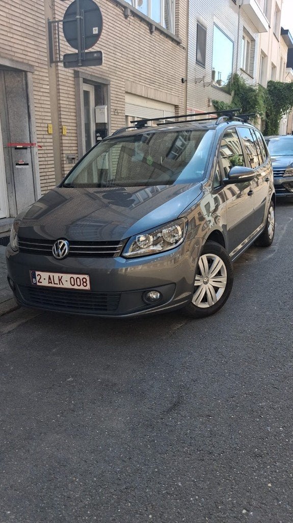 Volkswagen Touran DSG Auto – 7 Plaats –190.000-schuifdak, Auto's, Volkswagen, Particulier, Touran, Airbags, Airconditioning, Bluetooth