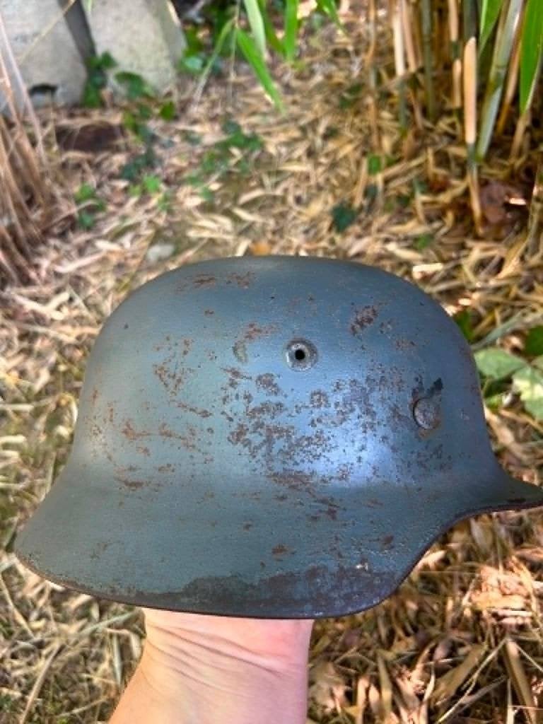 casque allemand ww2 M40 (peinture vendue en tan reproduction, Enlèvement ou Envoi, Autres