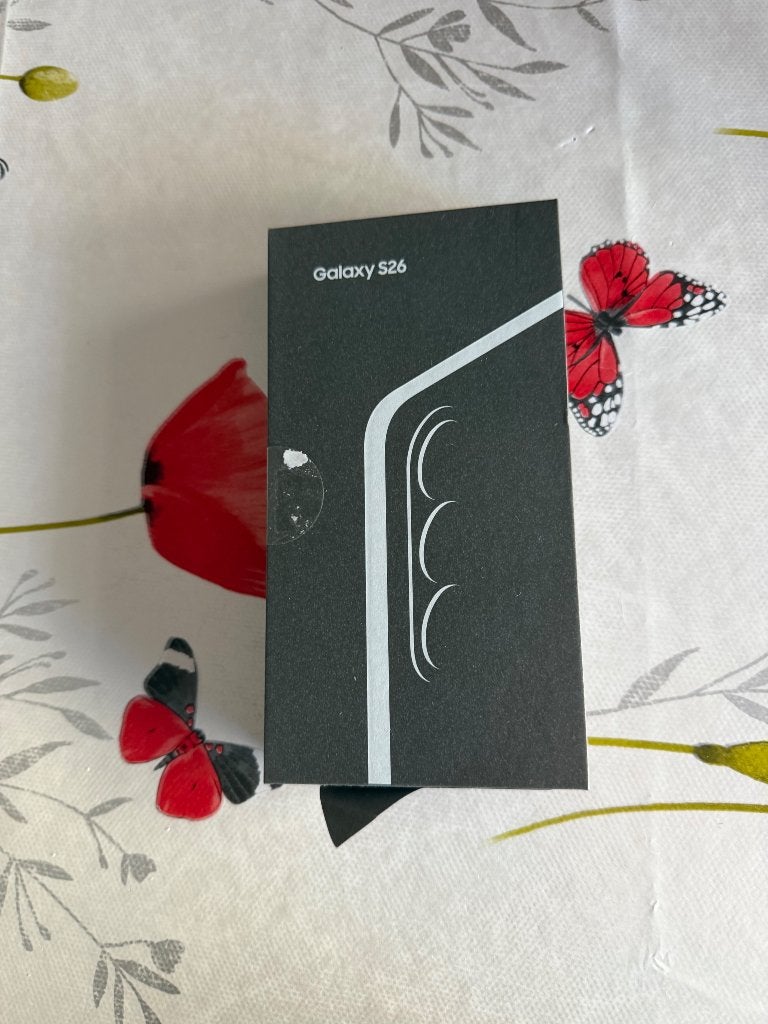 Samsung S26 256 gb VERZEGELD NIEUW 2 jaar garantie, Zwart, Nieuw, Ophalen of Verzenden, Android OS