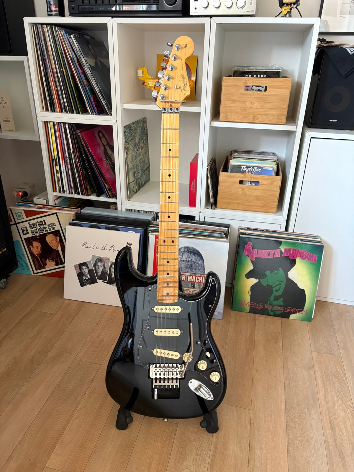 Fender Stratocaster American Pro II Floyd Rose D-tuna Zwart, Musique & Instruments, Instruments à corde | Guitares | Électriques