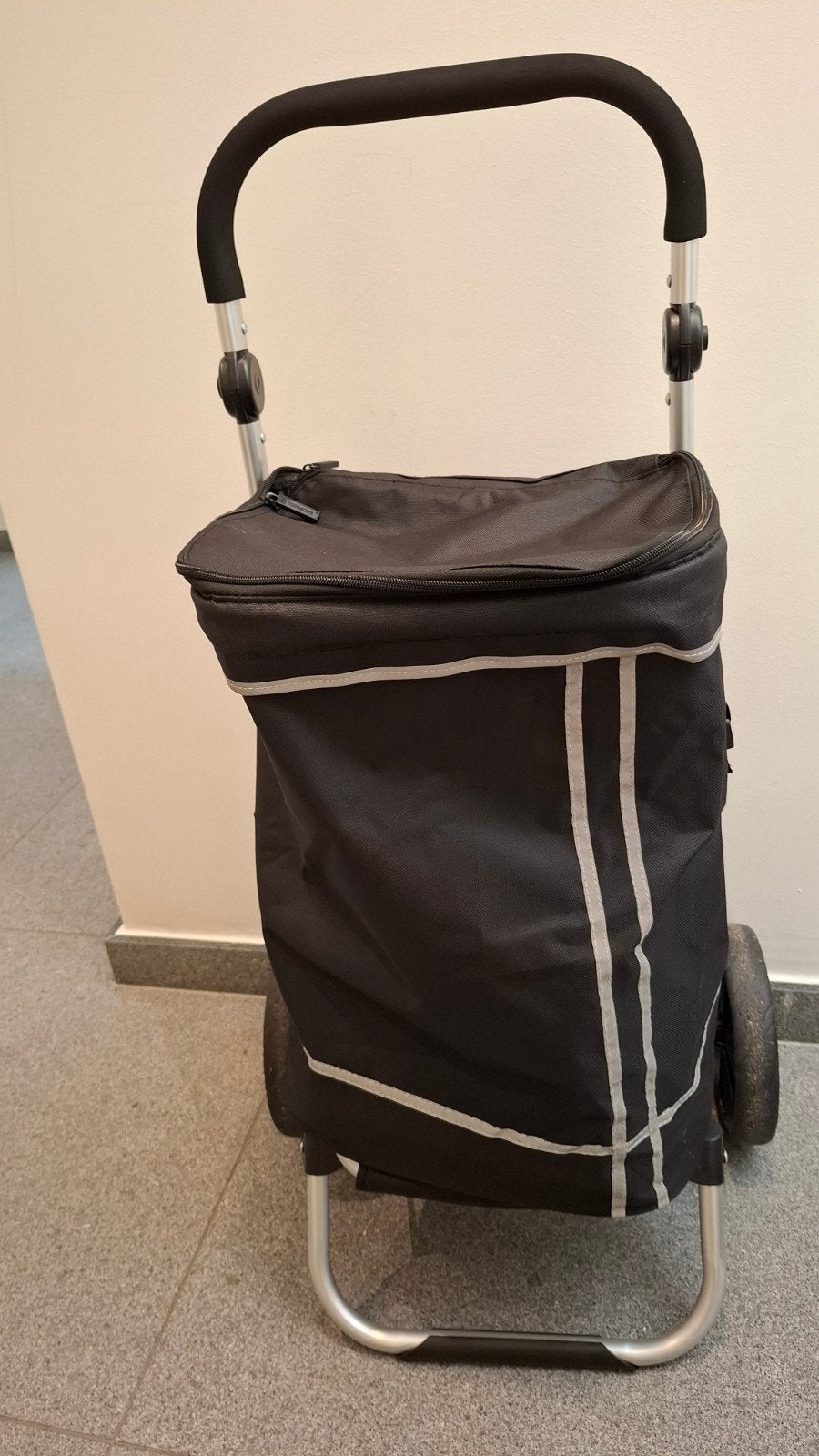 Boodschappen Trolley, Ophalen