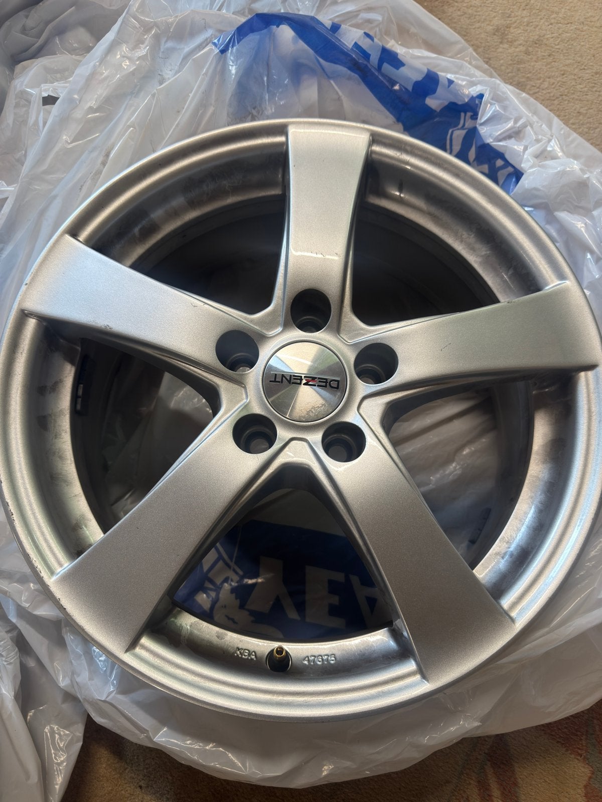 Set Dezent velgen zilver – 16 inch ZO SNEL MOGELIJK WEG !!, Auto diversen, Wieldoppen, Ophalen, Zo goed als nieuw