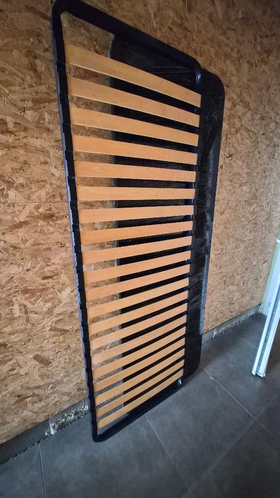 Sommier 20 lattes - 70x200 cm (2 pces), Une personne, Enlèvement, Utilisé, Sommier