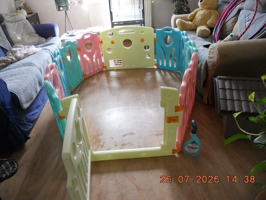 Parc pour bébés ou petits enfants, Enfants & Bébés, Parcs, Enlèvement, Comme neuf, Autres formes