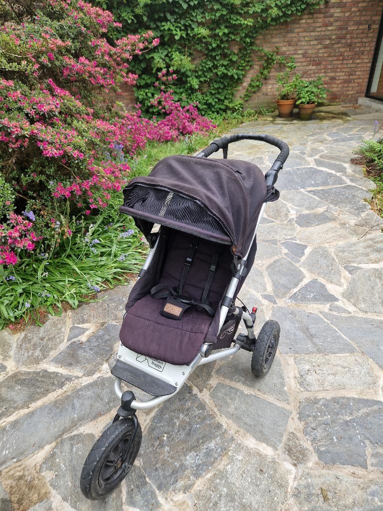Mountain Buggy Urban Jungle, Kinderen en Baby's, Buggy's, Gebruikt, Overige merken, Regenhoes, Verstelbare rugleuning, Voetenzak