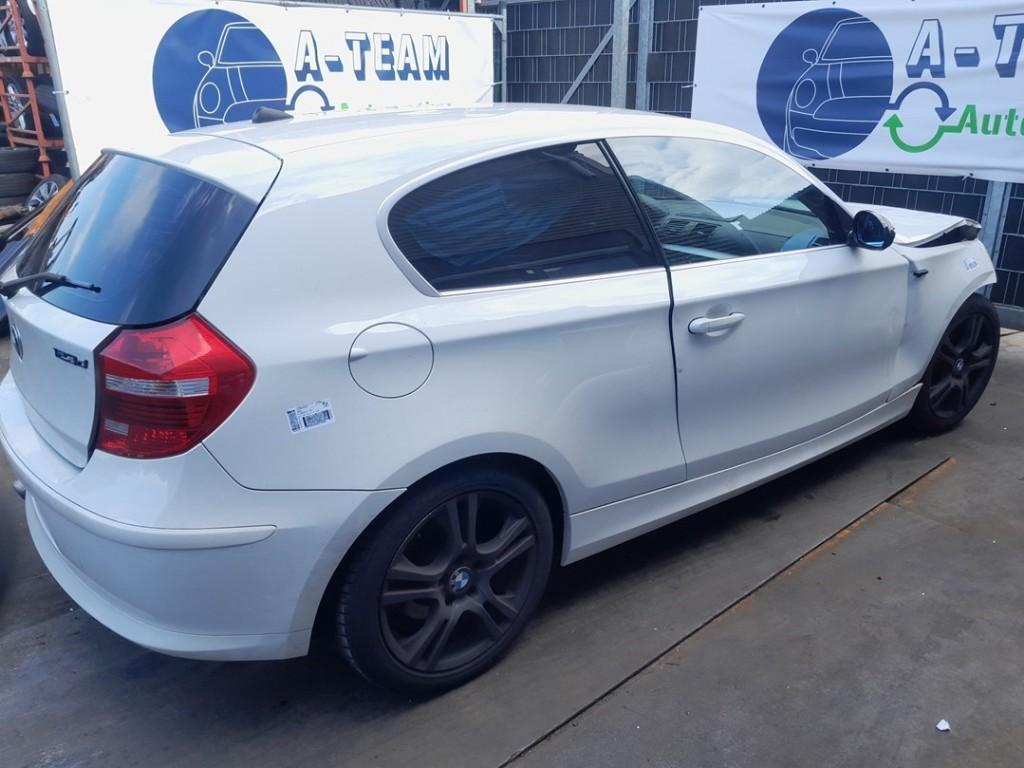 SIDESKIRT RECHTS BMW 1 serie (E81) (01-2006/09-2012), Auto-onderdelen, Gebruikt, Rechts, BMW