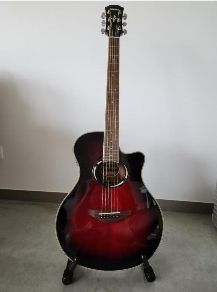 Guitare acoustique Yamaha APX500III + support, Musique & Instruments, Enlèvement, Comme neuf, Guitare classique ou espagnole