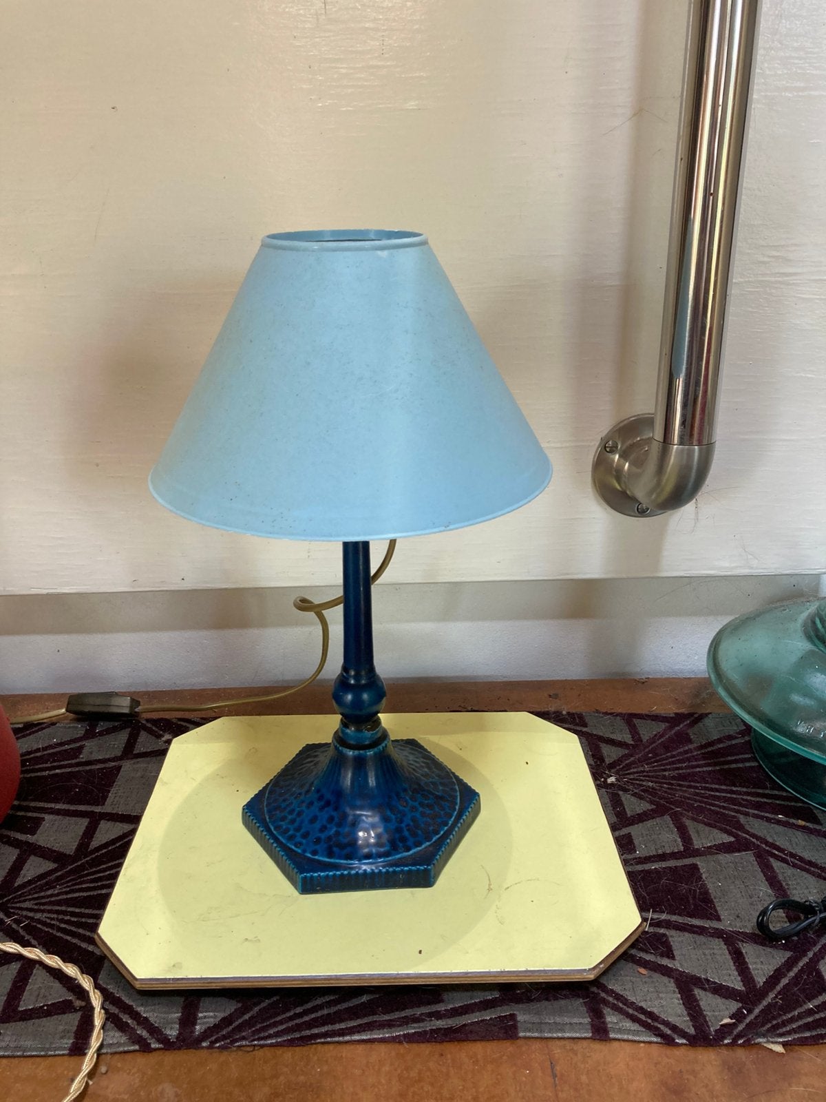 Lampe en fer forgé et émail, Antiquités & Art, Enlèvement ou Envoi