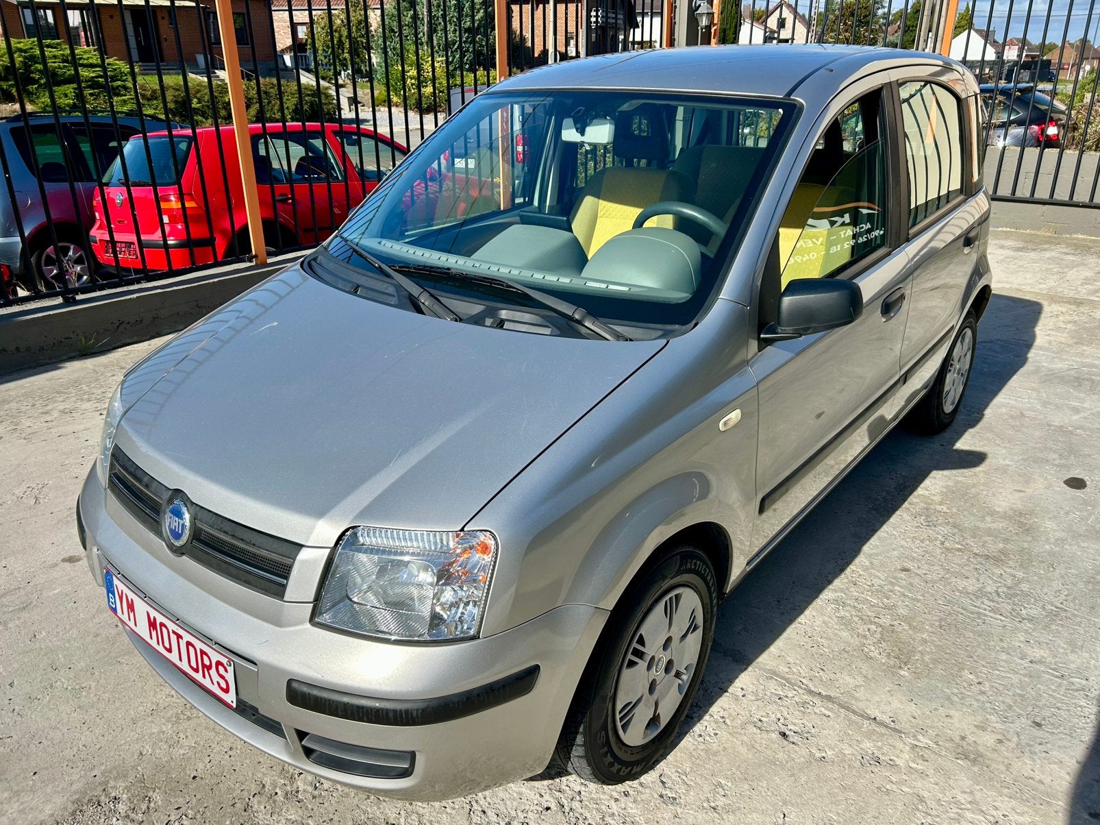 Fiat panda 1200cc essence 98.000km 1er propriétaire, Autos, Fiat, Cuir, Argent ou Gris, Achat, Ordinateur de bord