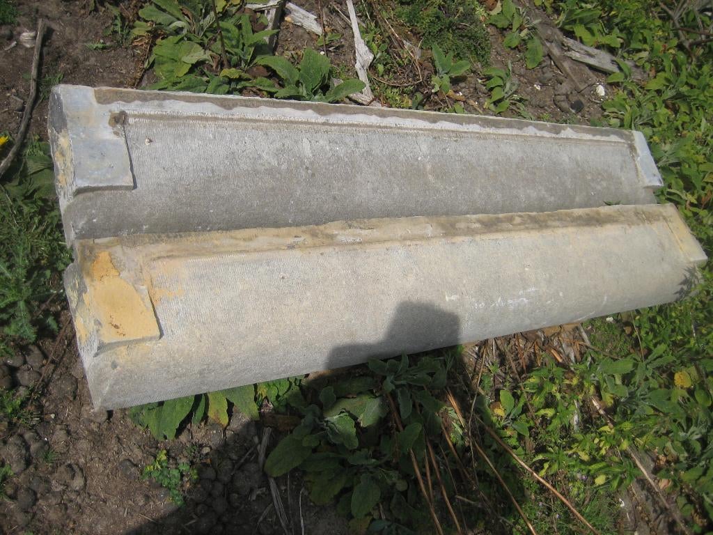 mooie oude gefrijnde arduinen dorpel, Enlèvement