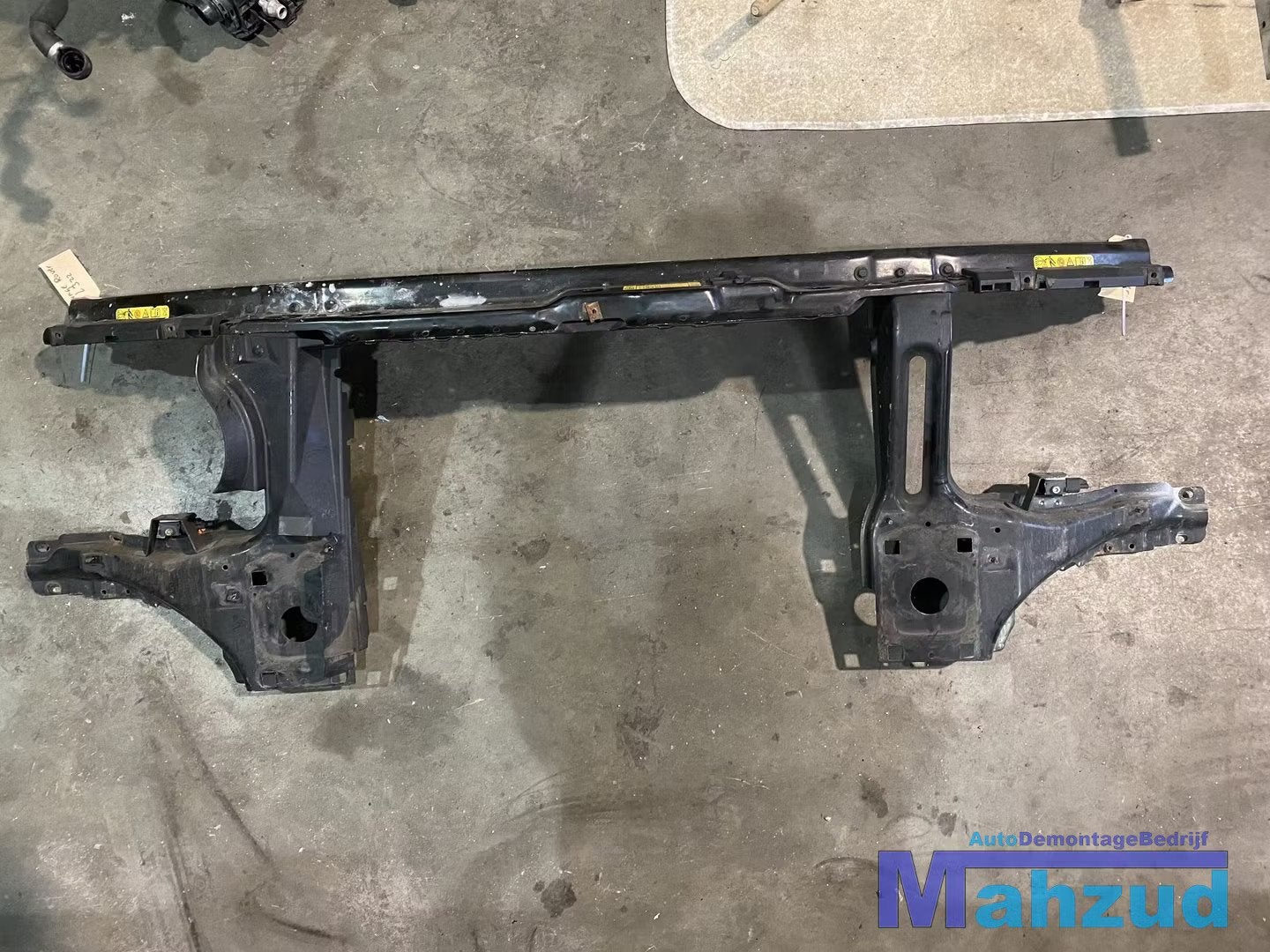 Range Rover 3 L322 voorfront bumperbalk voor, Info@fabrikant.eu, Fabrikant BV, Fabrikantstraat 1
1000 AA  Amsterdam, NL, Utilisé