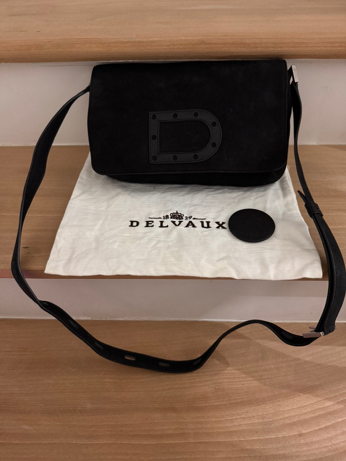 Delvaux, Enlèvement ou Envoi, Comme neuf
