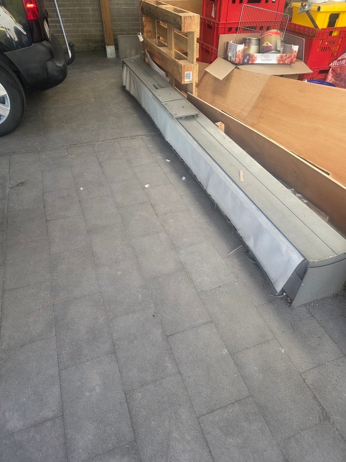 Zonneluifel, Ophalen