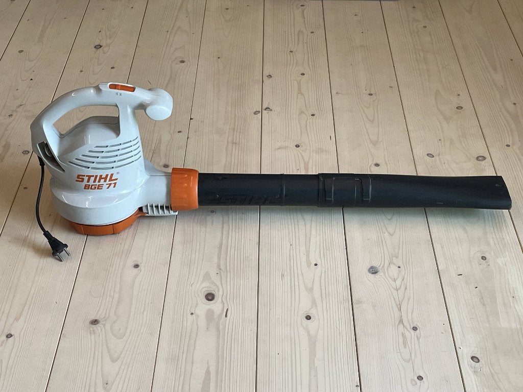 Bladblazer stihl bge 71, Jardin & Terrasse, Électrique, Porté à la main, Enlèvement, Comme neuf