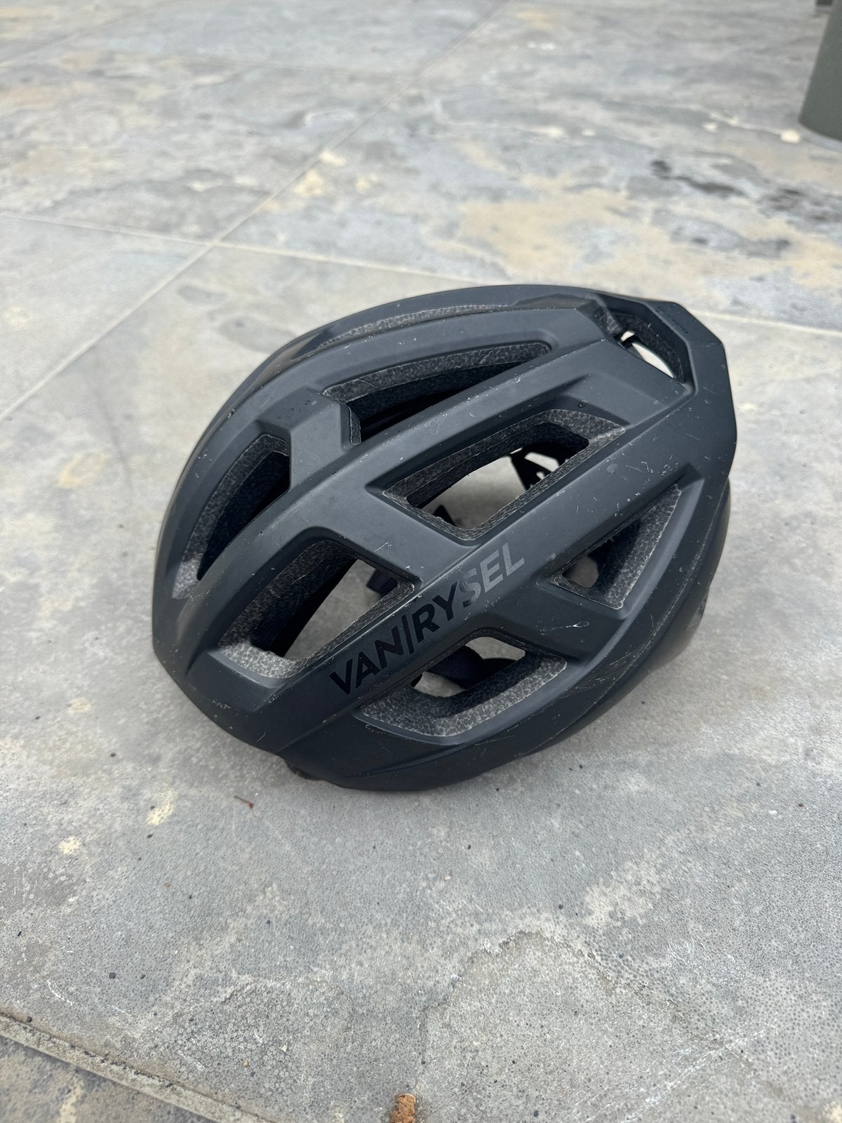 Van rysel helm, Ophalen, Gebruikt