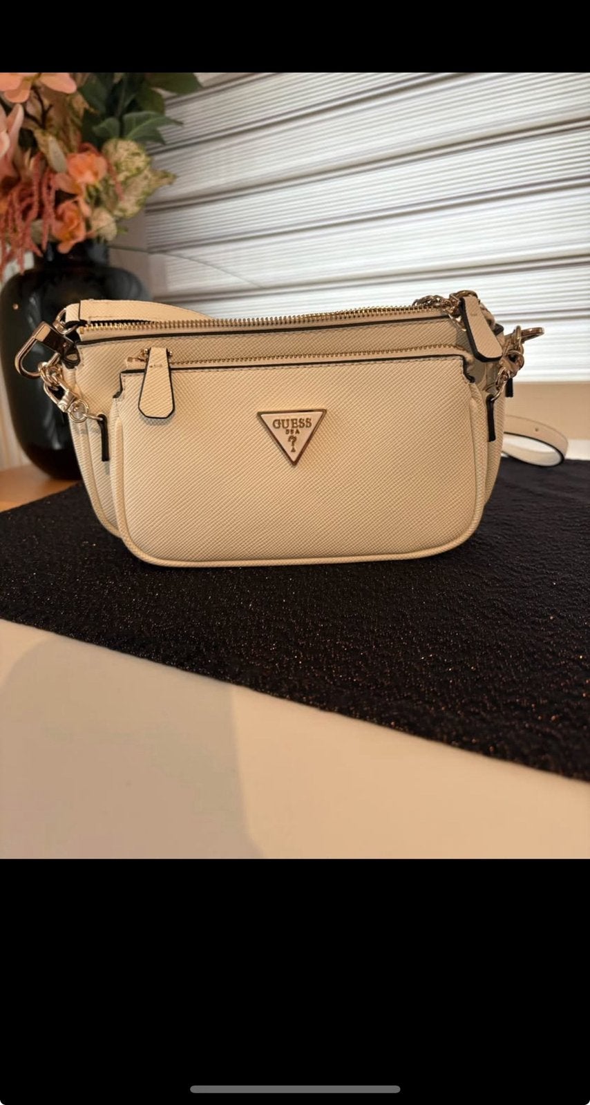 Guess tas wit, Ophalen, Zo goed als nieuw, Wit