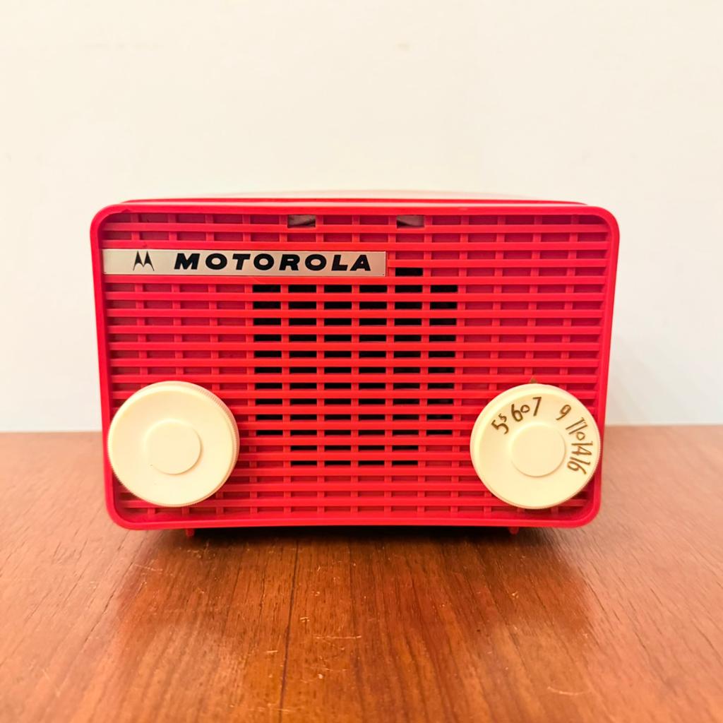 RADIO À TUBE VINTAGE MOTOROLA 56A LITTLE DEVIL RADIO 1950, Envoi