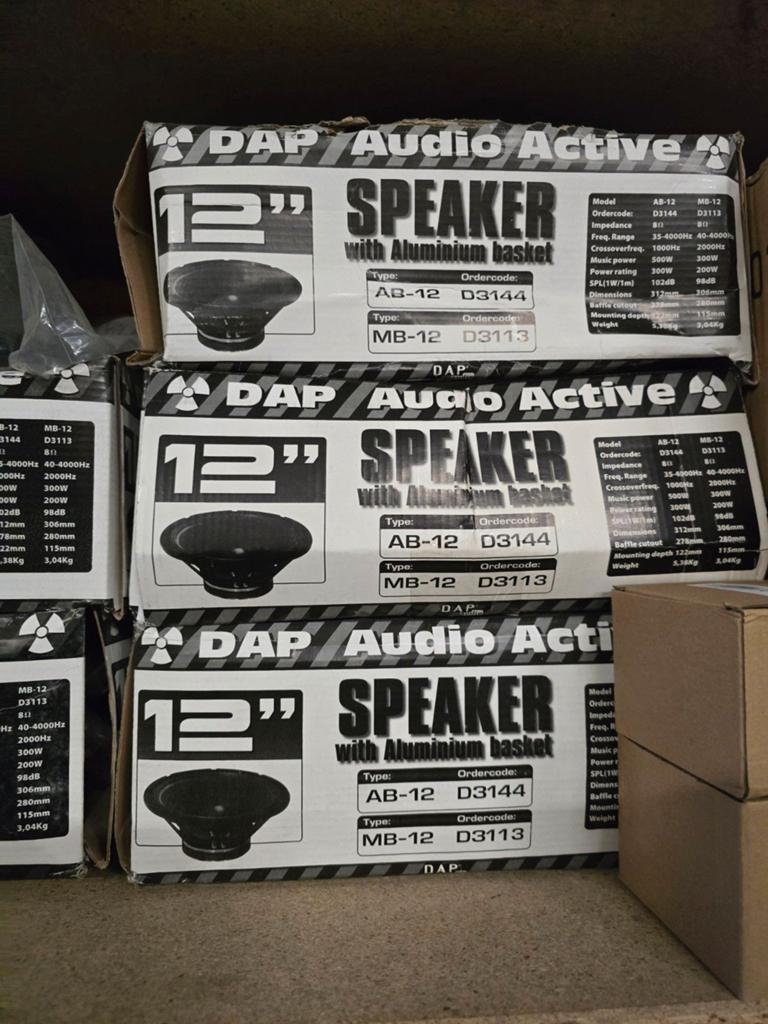 12" luidsprekers 300w rms 8 ohm nieuw, Audio, Tv en Foto, Luidsprekerboxen, Ophalen