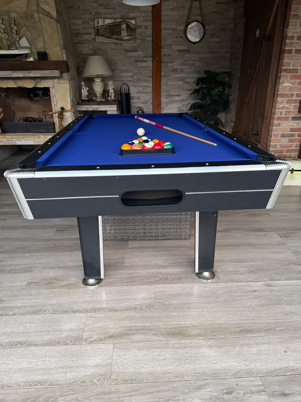 Table de billard de 8 pieds, Sports & Fitness, Enlèvement, Comme neuf, Table de billard