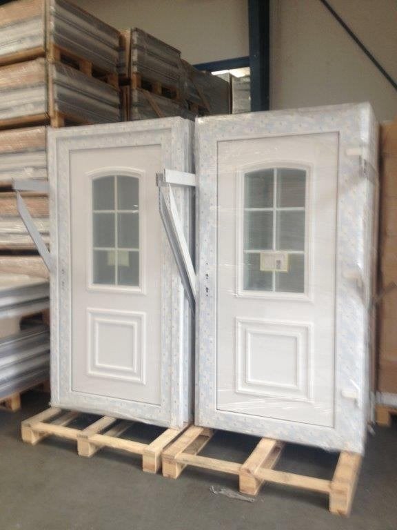 PORTES D’ENTRÉE PVC DISPONIBLES AU DEPOT, Enlèvement, Neuf