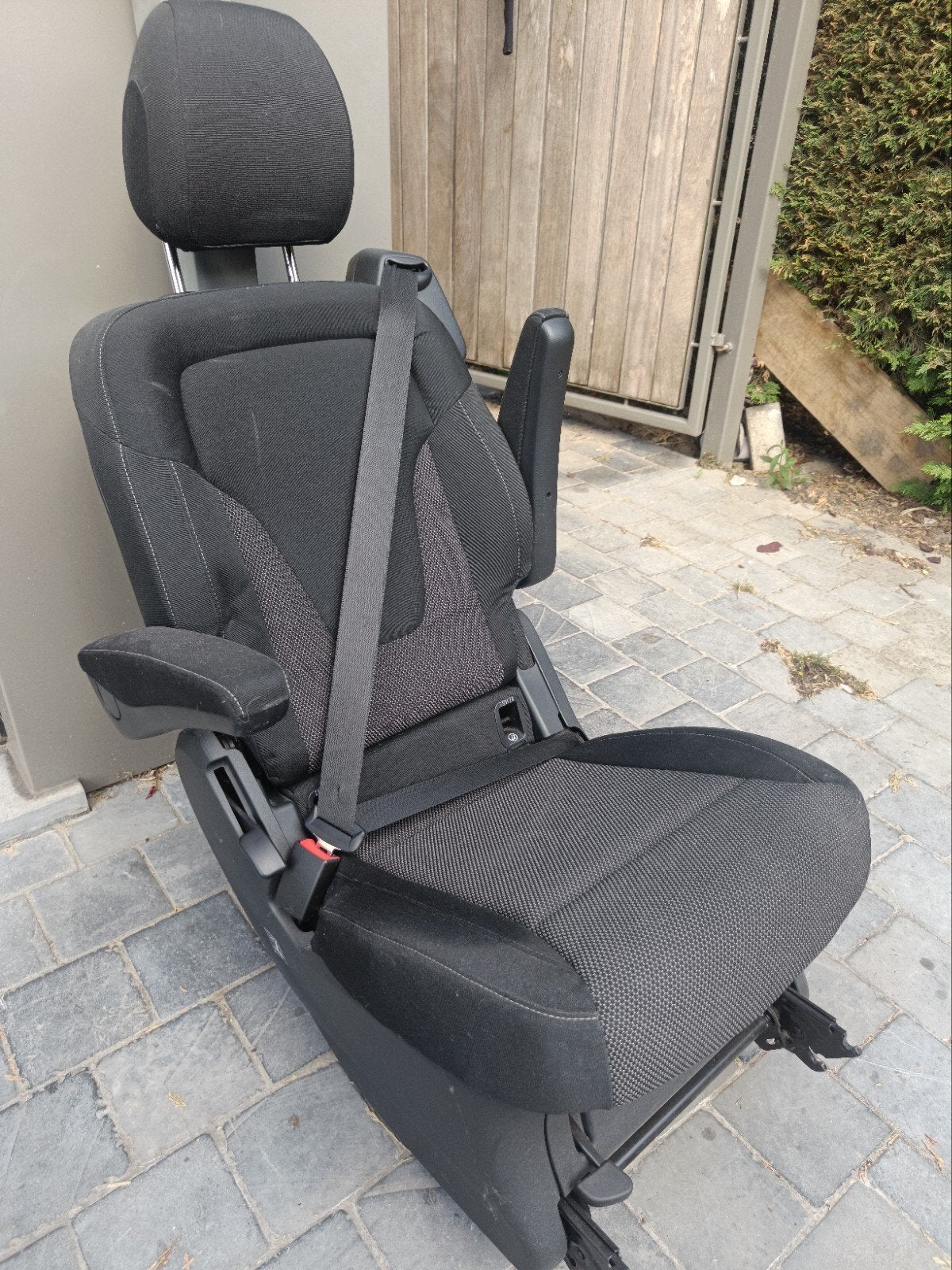 autostoel Mercedes V, Ophalen