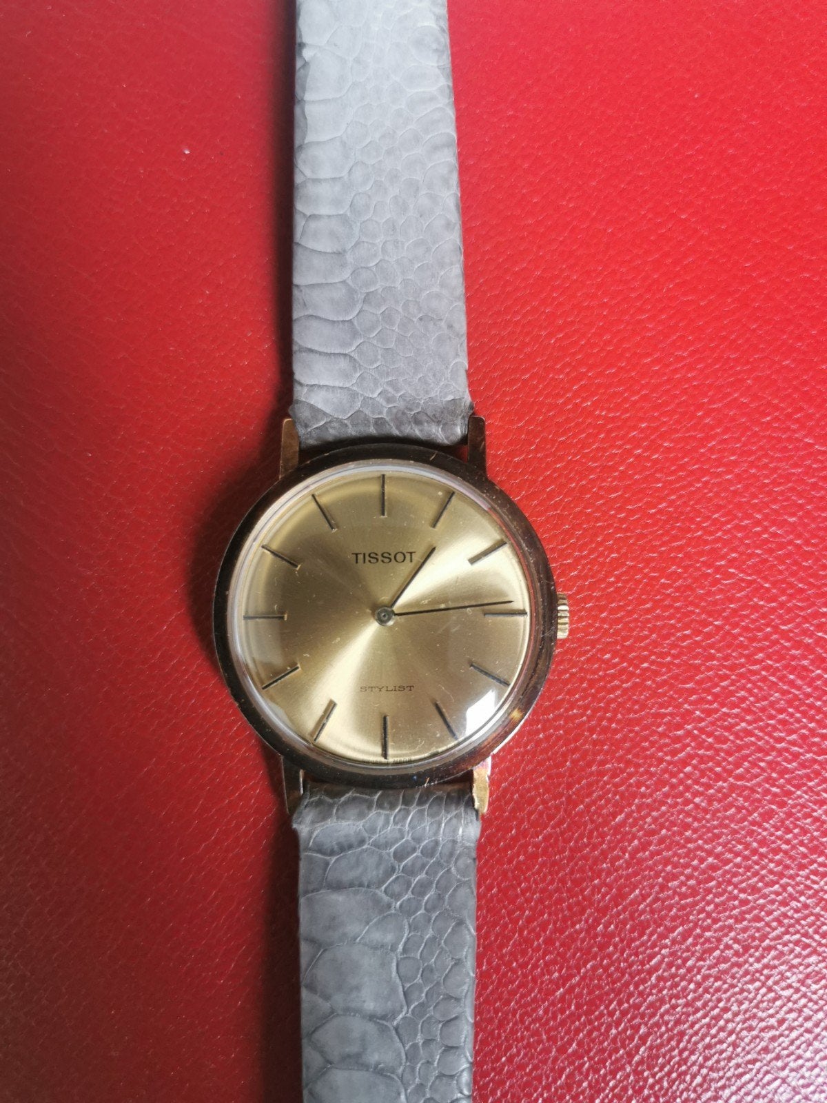 Tissot Stylist Vintage  Or 18K  Montre Suisse 1960 /1970, Bijoux, Sacs & Beauté, Montres | Anciennes | Antiquités, Tissot, Or