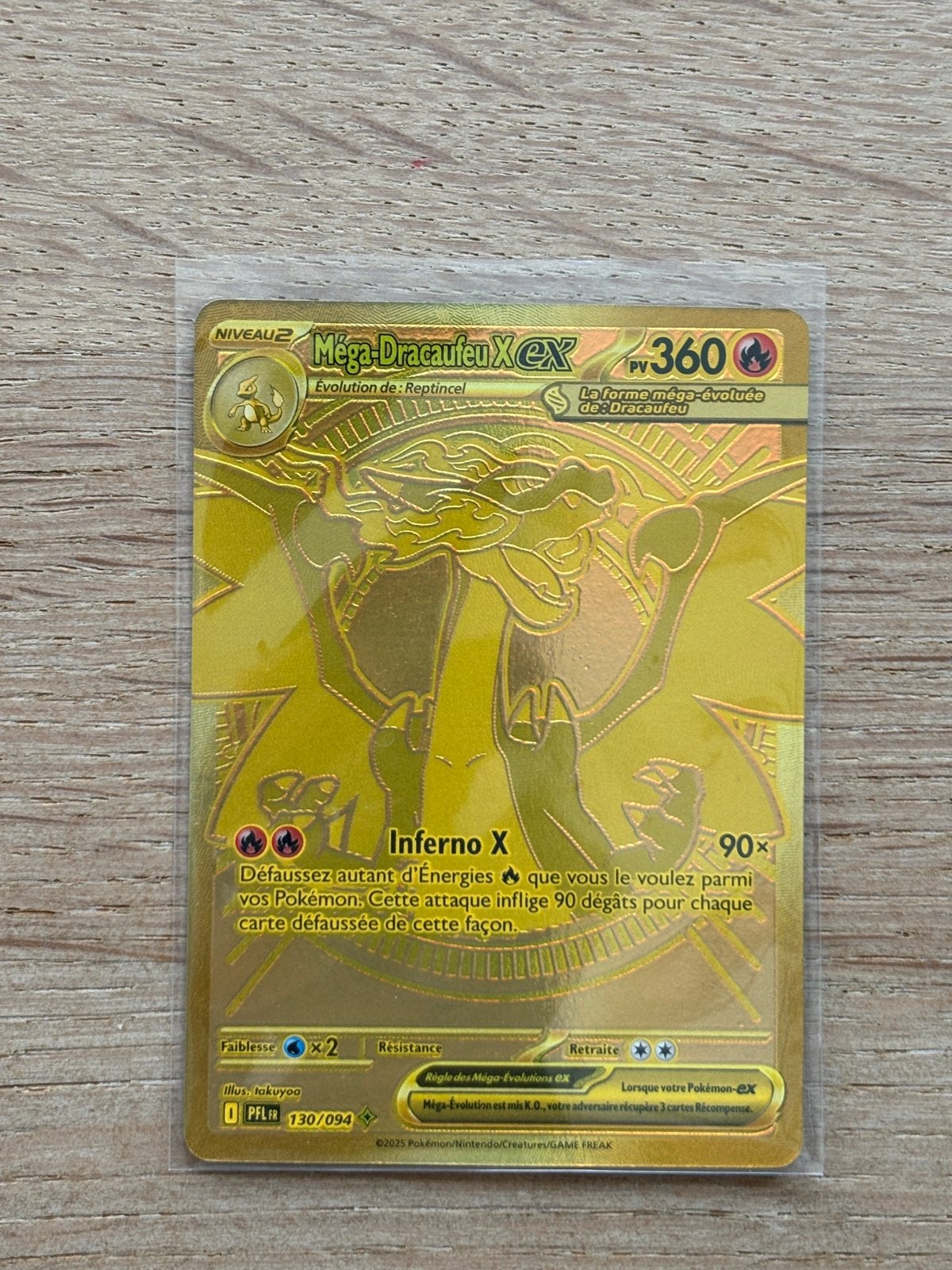 Zeldzame gouden Pokémon Mega Charizard X-ex kaart, Ophalen of Verzenden, Zo goed als nieuw