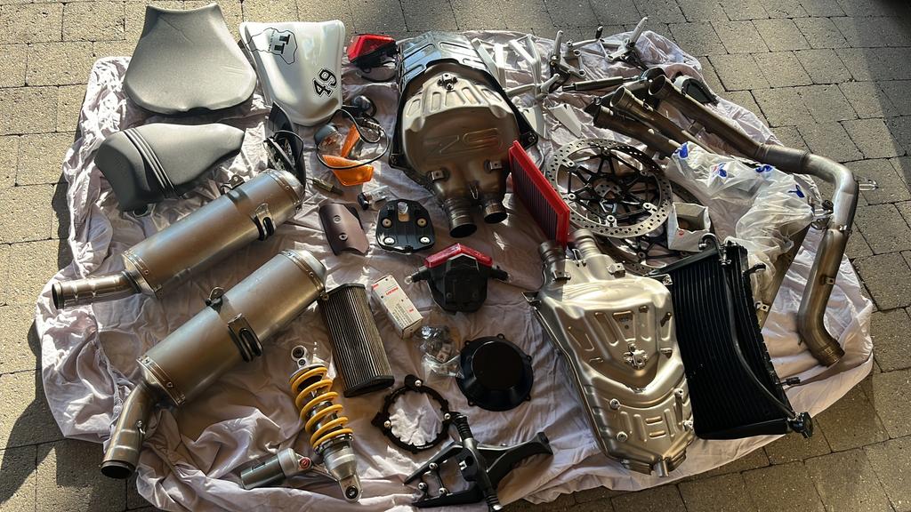 Ducati onderdelen 999 1098, Ophalen of Verzenden