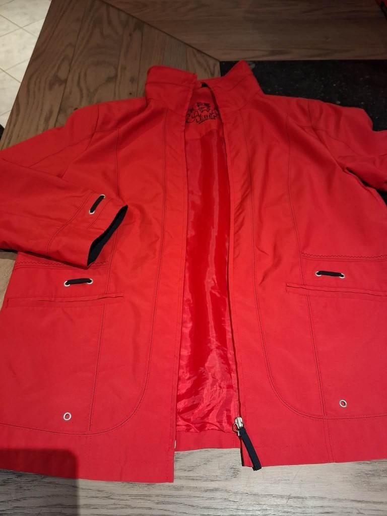 Jas rood merk barbara lebek  – maat D/NL 40 -  F/B 42, Kleding | Dames, Jassen | Zomer, Gedragen, Maat 42/44 (L), Rood, Ophalen of Verzenden